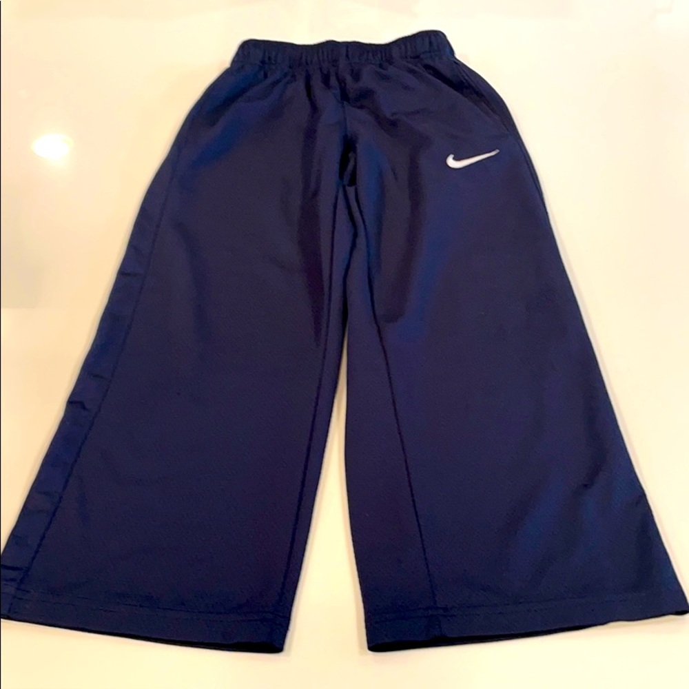 Boys’ Nike Dri Fit Pant size S